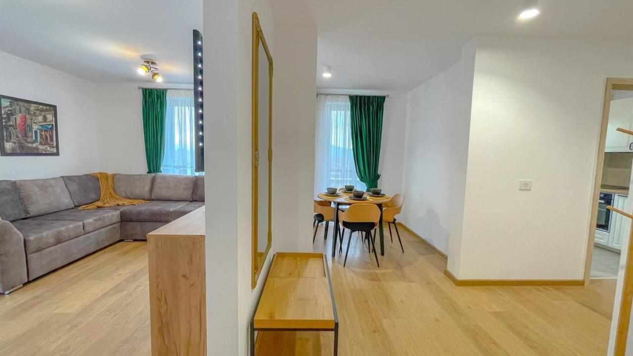 Apartment Dreamview With Private Parking *